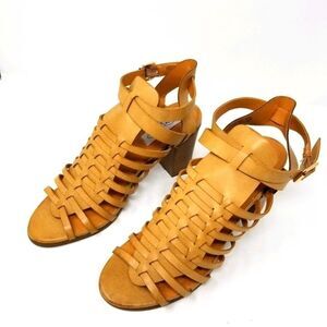Tallulah Blue, Open Weave Shoe Size 7.5.